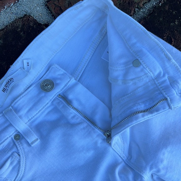 Hudson Nico white super skinny distressed jeans size 24 - Picture 4 of 7